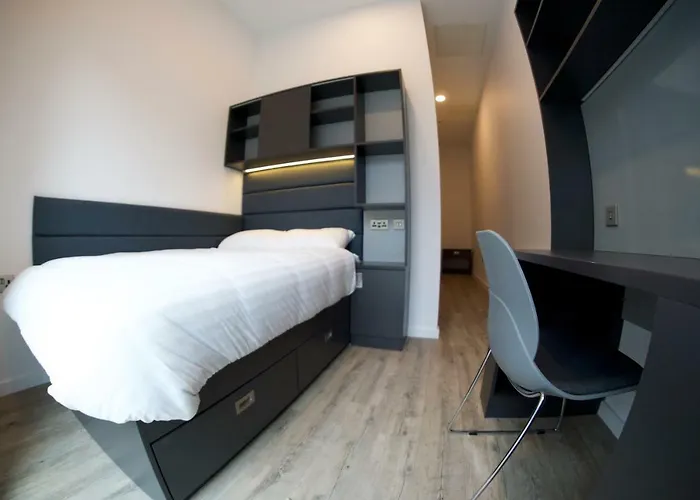 Apartment Destiny Student - New Mill