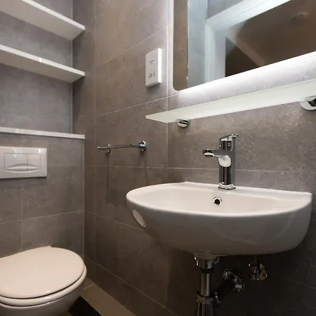 Appartamento Destiny Student - New Mill