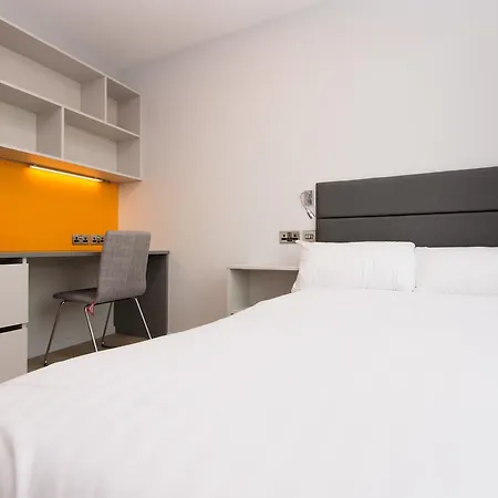 Апартаменты Destiny Student - New Mill *